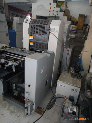 八開(kāi)濱田雙色酒精機(jī) 專業(yè)印刷設(shè)備的全面介紹